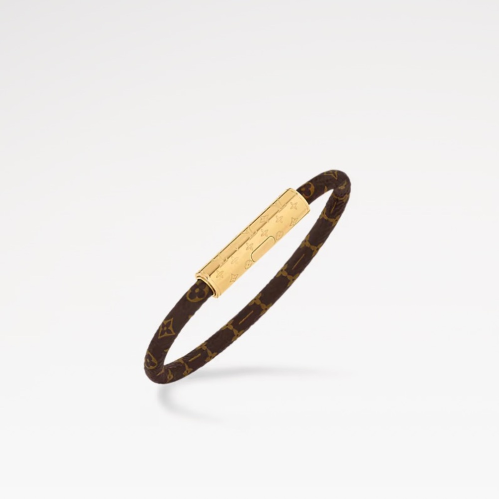 LV Confidential bracelet. Worn once. Super cute for casual or dressy settings!